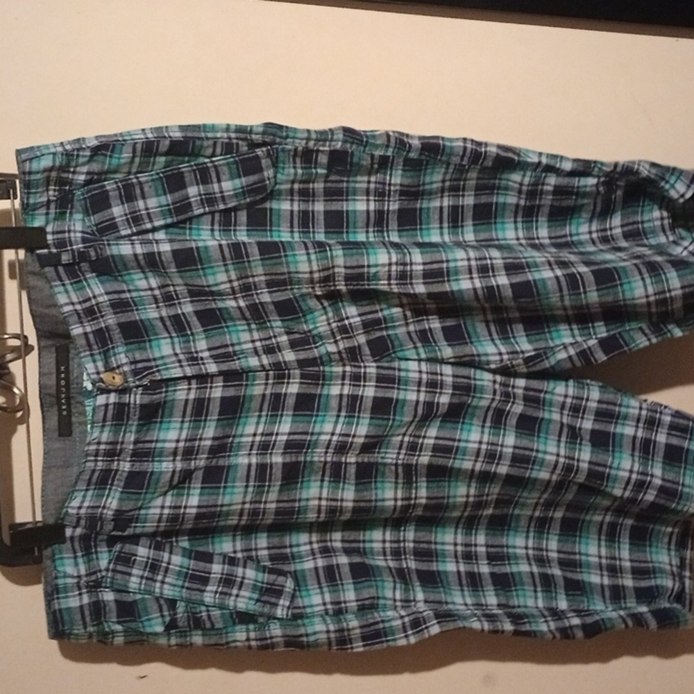 Men's plaid check Sean John Shorts. Size 36
